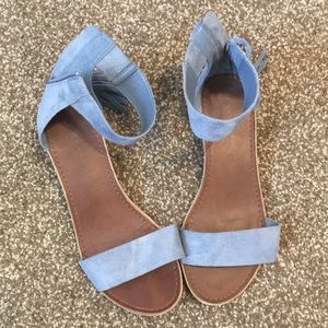 Rock And Candy Size 7.5 Sandal